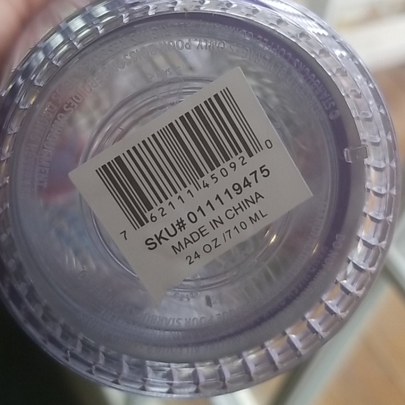 Starbucks Tumbler Holidays 2020 - Picture 3 of 4